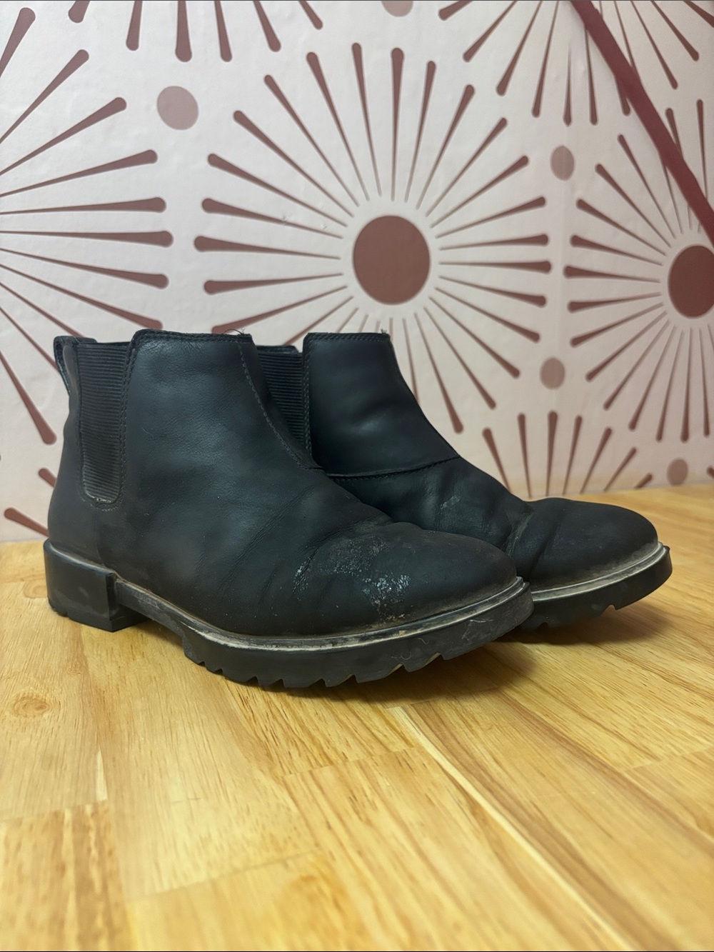 Sorel Black Leather Chukka Boots - 5.5